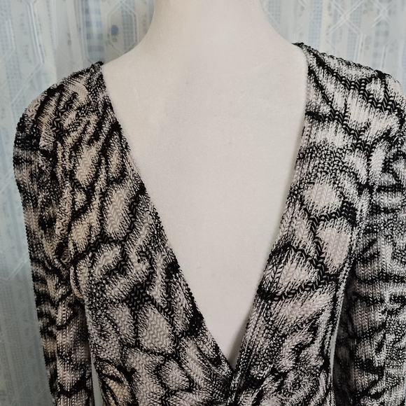 Lot - MSK XL Black Gold Paisley Open Front Cardigan + Chico’s Size 1 Tunic - Picture 5 of 7